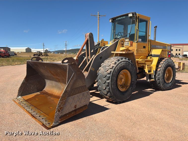 Volvo L120C wheel loader