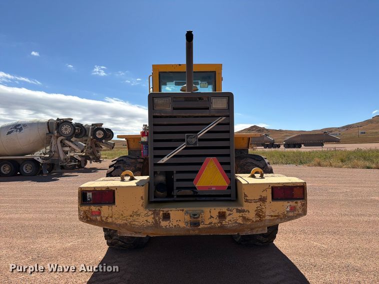 image for item FM7672 Volvo L120C wheel loader
