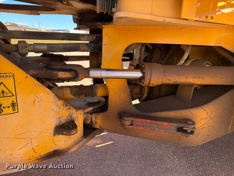image for item FM7672 Volvo L120C wheel loader