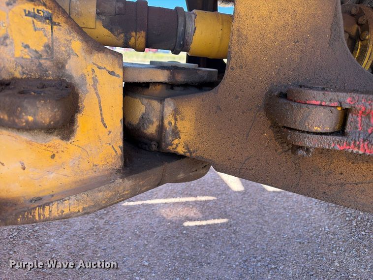 image for item FM7672 Volvo L120C wheel loader