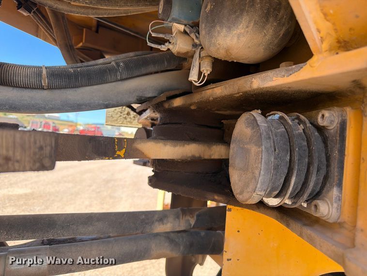 image for item FM7672 Volvo L120C wheel loader