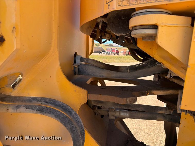 image for item FM7672 Volvo L120C wheel loader