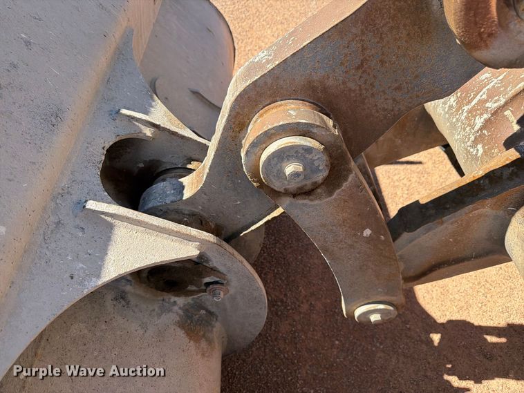image for item FM7672 Volvo L120C wheel loader