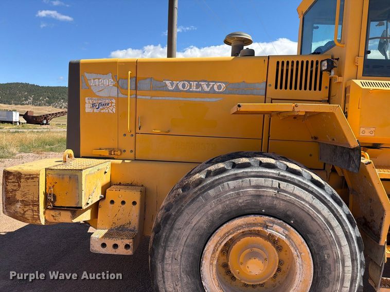 image for item FM7672 Volvo L120C wheel loader