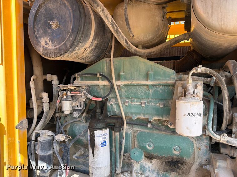 image for item FM7672 Volvo L120C wheel loader