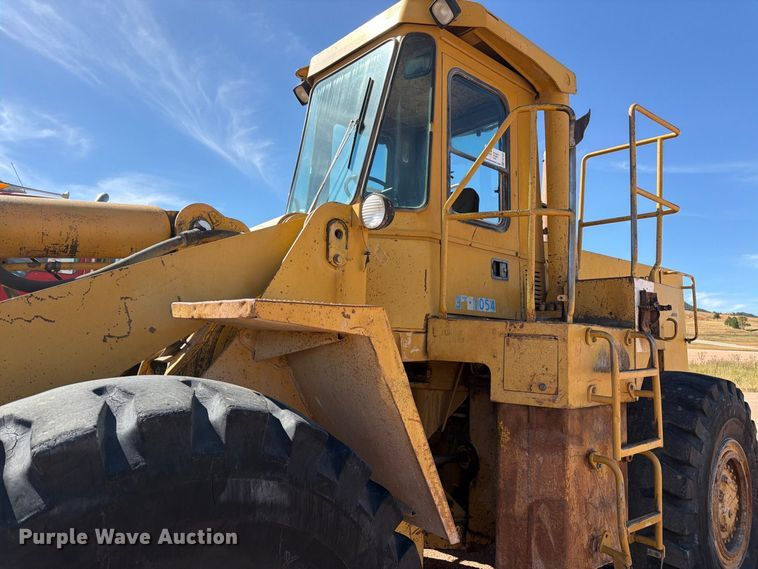 image for item FM7684 1980 Caterpillar 966D wheel loader