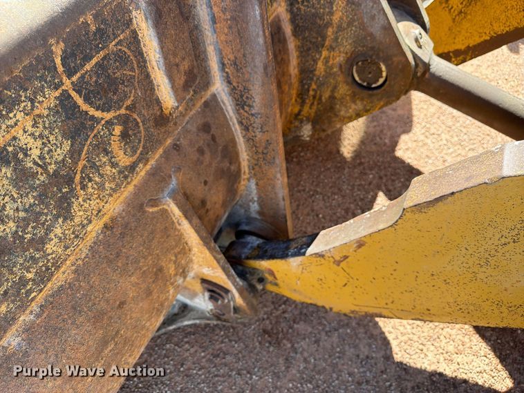 image for item FM7684 1980 Caterpillar 966D wheel loader