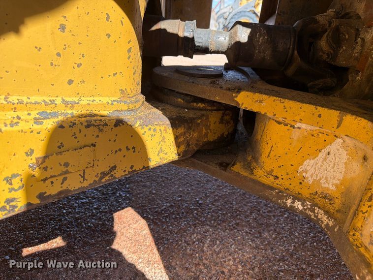 image for item FM7684 1980 Caterpillar 966D wheel loader