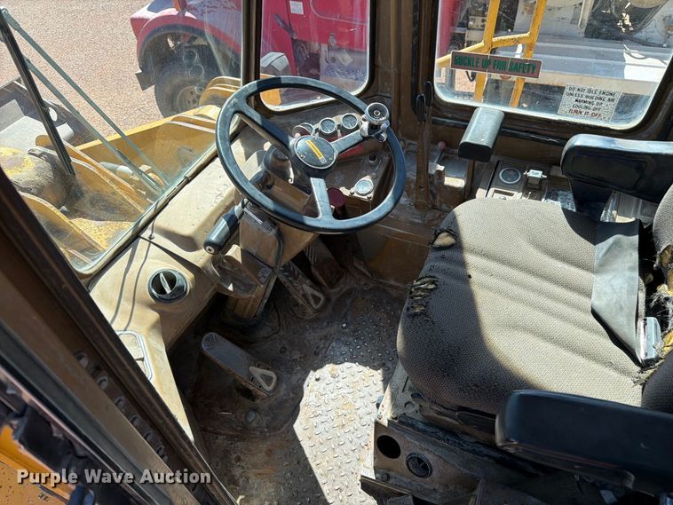 image for item FM7684 1980 Caterpillar 966D wheel loader