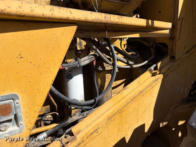 image for item FM7684 1980 Caterpillar 966D wheel loader