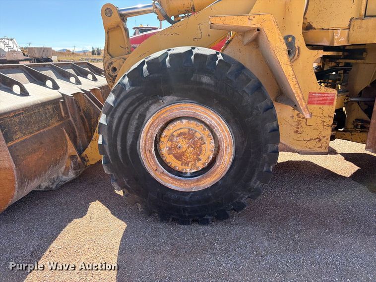 image for item FM7684 1980 Caterpillar 966D wheel loader