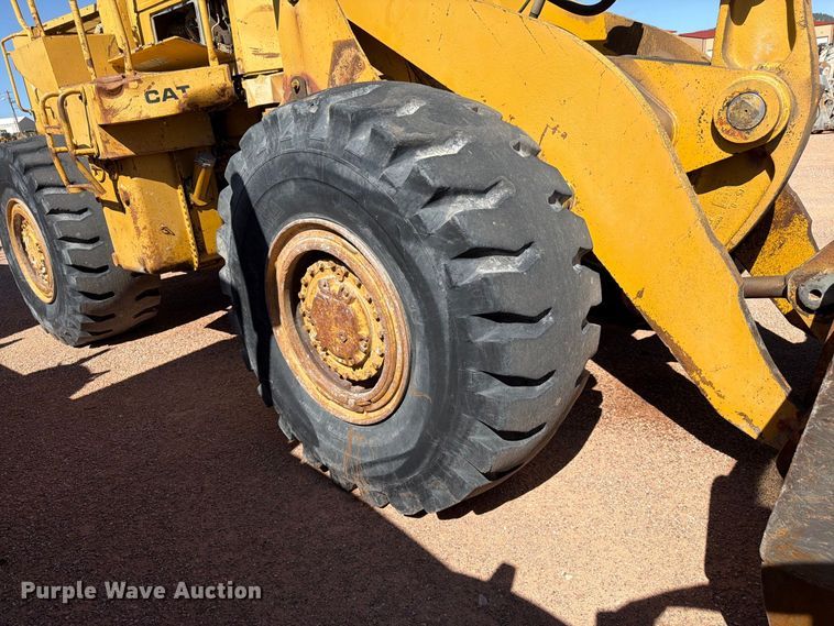 image for item FM7684 1980 Caterpillar 966D wheel loader