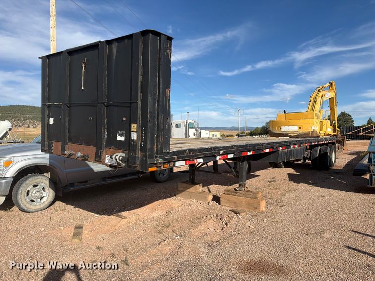 1981 Budd flatbed trailer