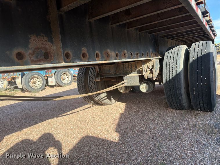 image for item FM7685 1981 Budd flatbed trailer