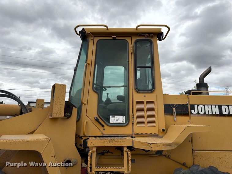 image for item FM7708 1995 John Deere 544G wheel loader