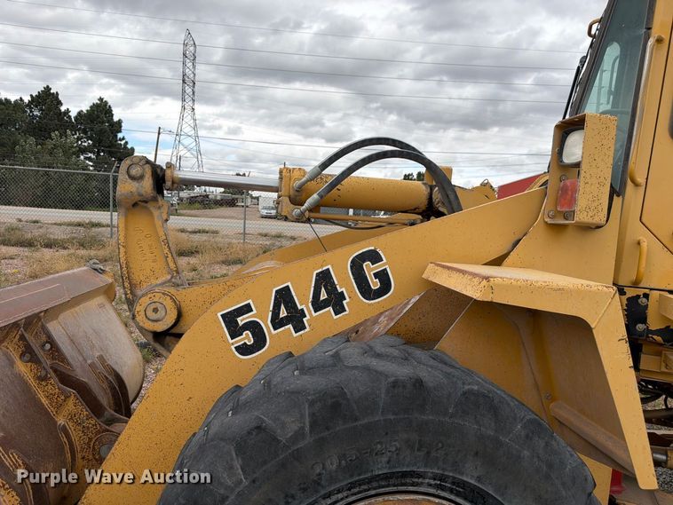 image for item FM7708 1995 John Deere 544G wheel loader