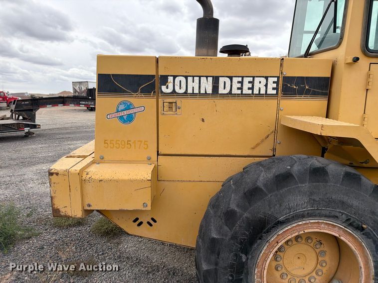 image for item FM7708 1995 John Deere 544G wheel loader