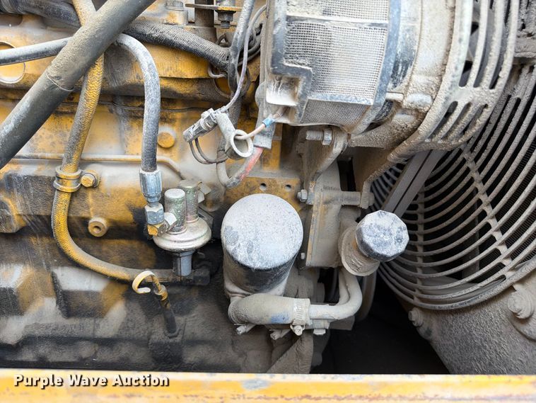 image for item FM7708 1995 John Deere 544G wheel loader