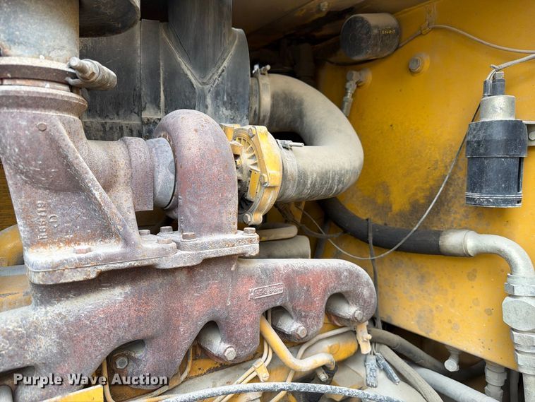 image for item FM7708 1995 John Deere 544G wheel loader