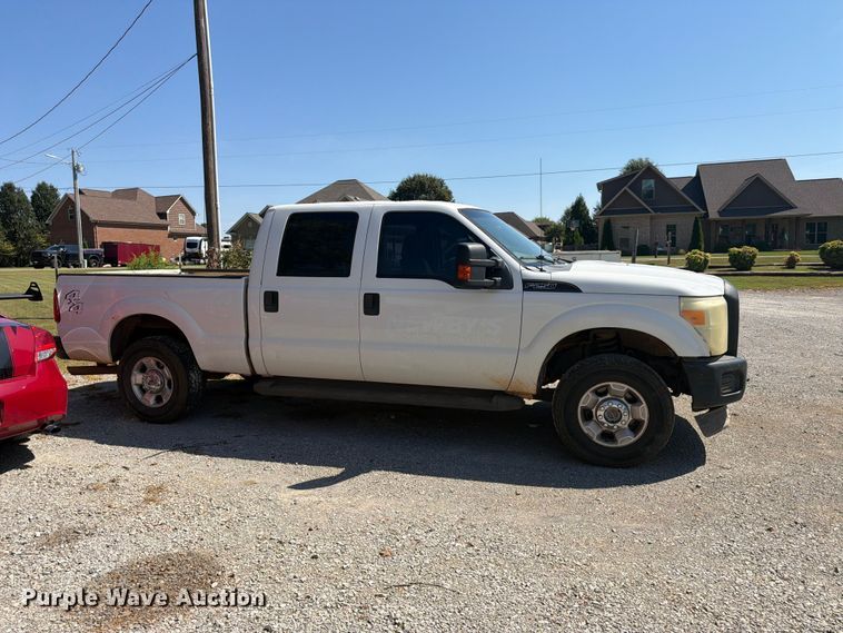 image for item FN2055 2011 Ford F250 Super Duty Crew Cab pickup truck