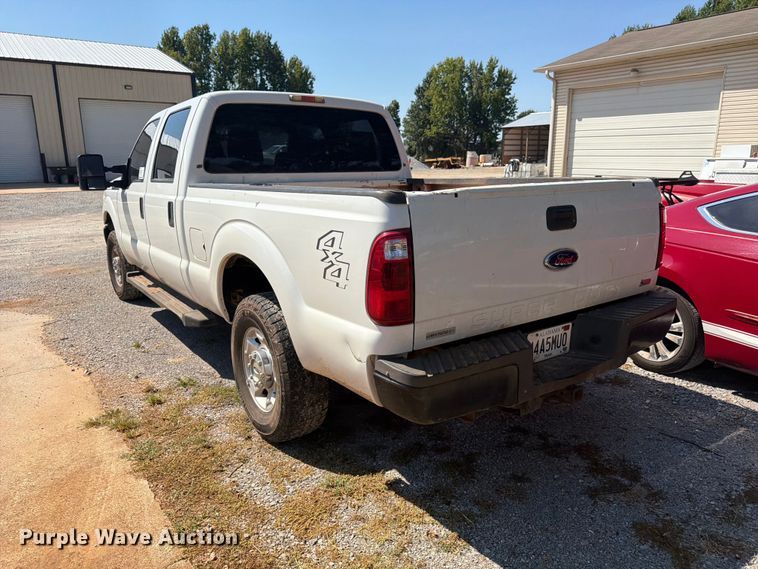 image for item FN2055 2011 Ford F250 Super Duty Crew Cab pickup truck