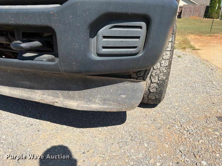 image for item FN2055 2011 Ford F250 Super Duty Crew Cab pickup truck