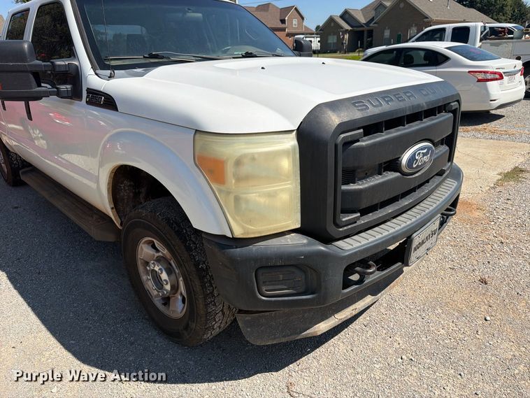 image for item FN2055 2011 Ford F250 Super Duty Crew Cab pickup truck