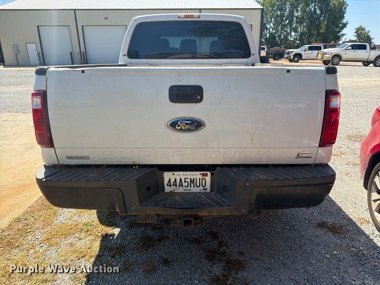 image for item FN2055 2011 Ford F250 Super Duty Crew Cab pickup truck