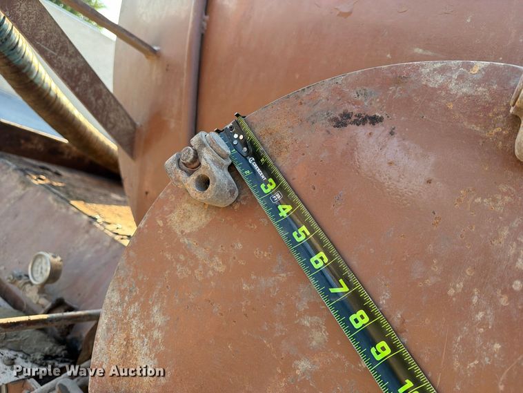 image for item FN2580 2007 Sterling Truck L9500 Series vacuum truck
