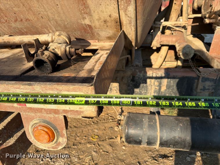 image for item FN2580 2007 Sterling Truck L9500 Series vacuum truck