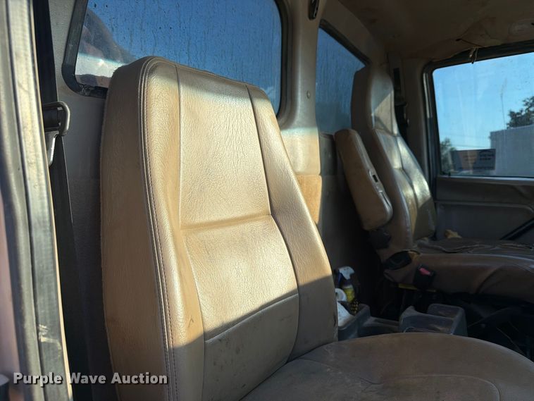 image for item FN2580 2007 Sterling Truck L9500 Series vacuum truck