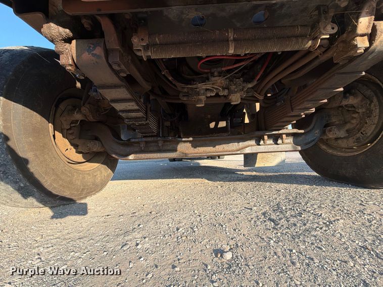 image for item FN2580 2007 Sterling Truck L9500 Series vacuum truck