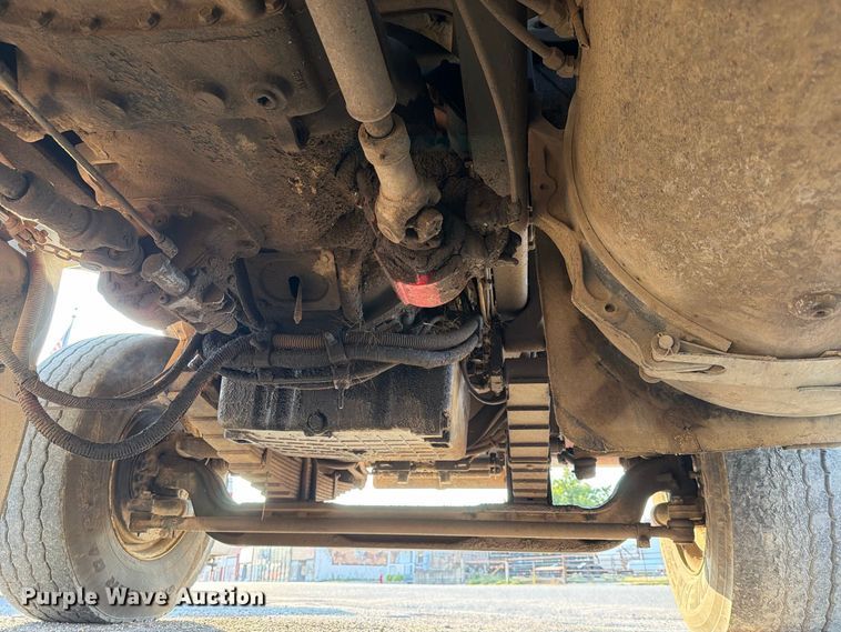 image for item FN2580 2007 Sterling Truck L9500 Series vacuum truck