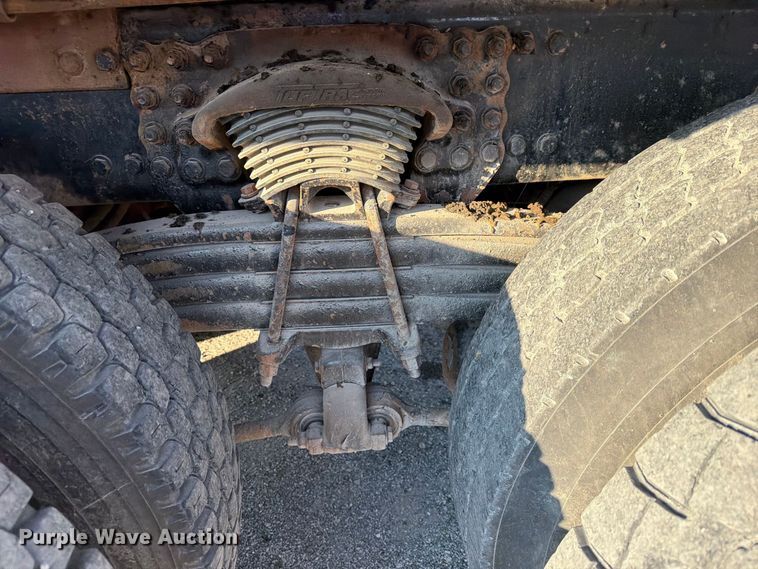image for item FN2580 2007 Sterling Truck L9500 Series vacuum truck