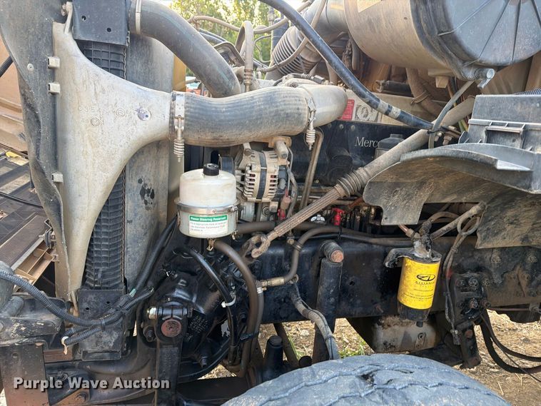 image for item FN2580 2007 Sterling Truck L9500 Series vacuum truck
