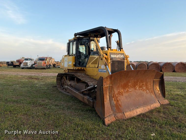 image for item FN2606 2012 Komatsu D65EX-17 dozer