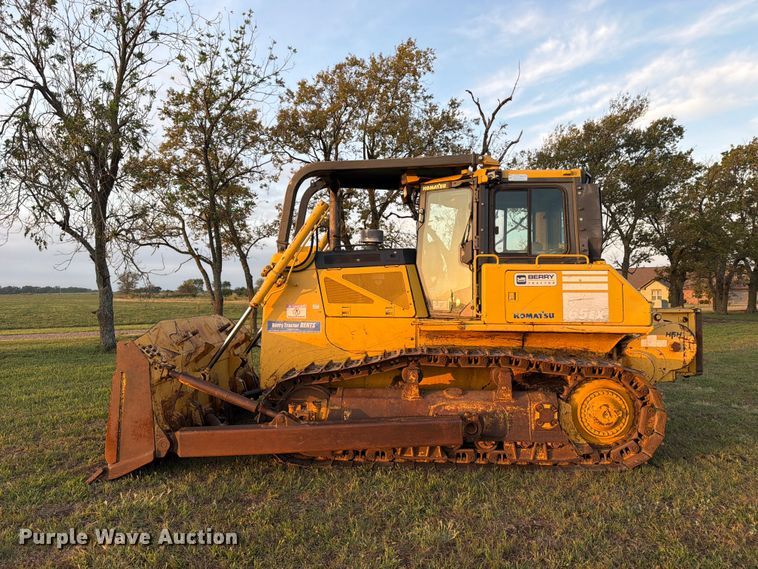 image for item FN2606 2012 Komatsu D65EX-17 dozer