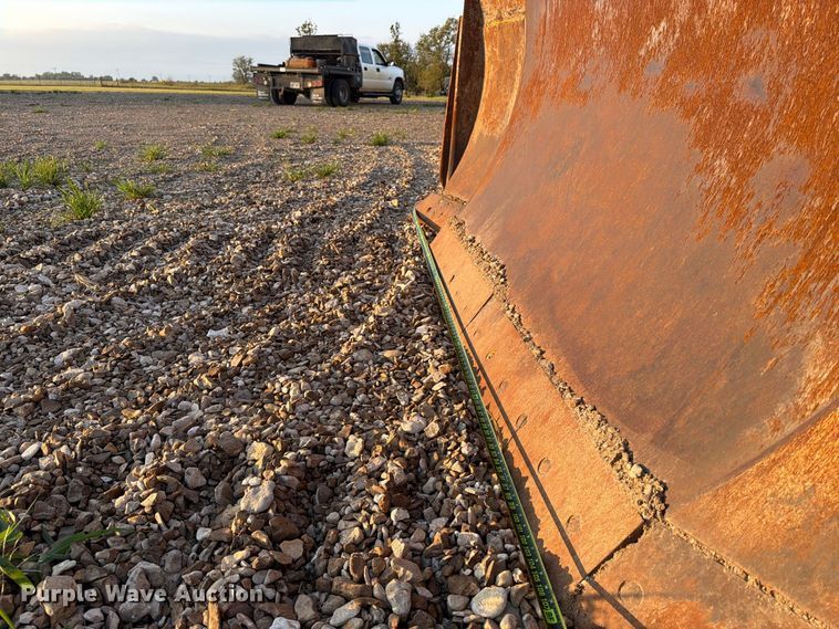 image for item FN2606 2012 Komatsu D65EX-17 dozer