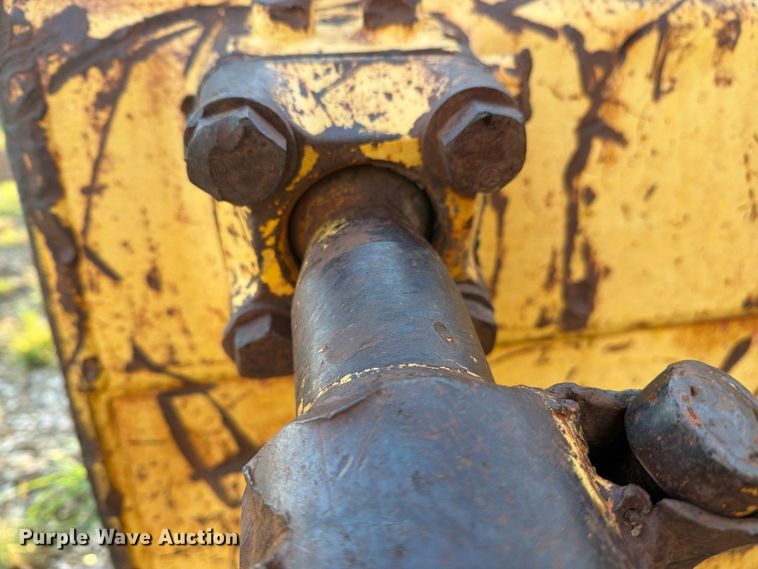 image for item FN2606 2012 Komatsu D65EX-17 dozer