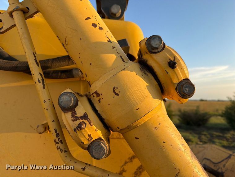 image for item FN2606 2012 Komatsu D65EX-17 dozer
