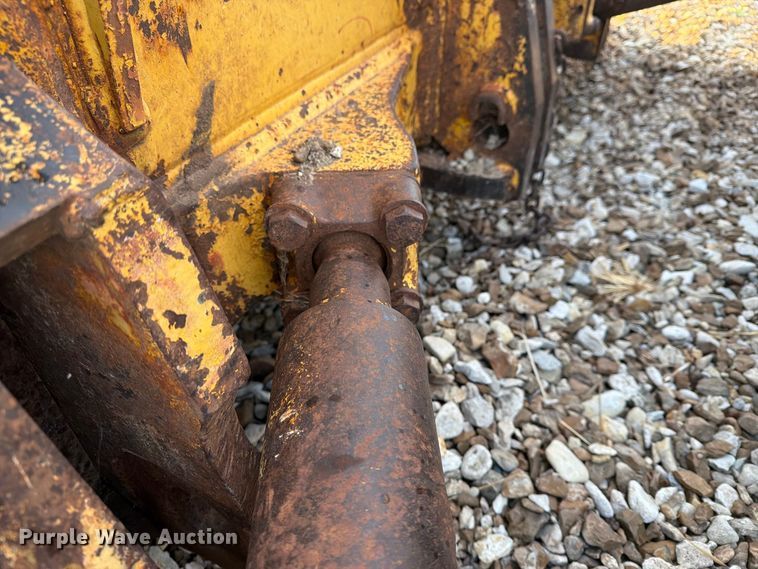 image for item FN2606 2012 Komatsu D65EX-17 dozer