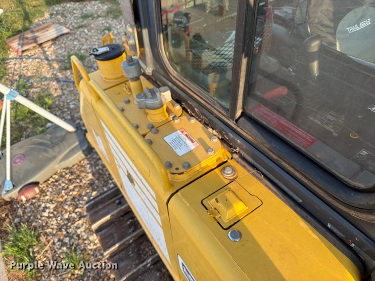 image for item FN2606 2012 Komatsu D65EX-17 dozer