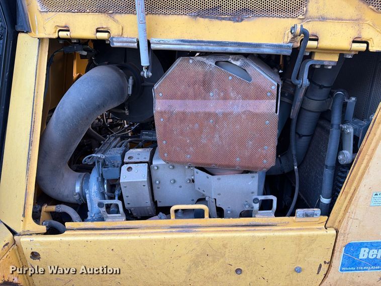 image for item FN2606 2012 Komatsu D65EX-17 dozer