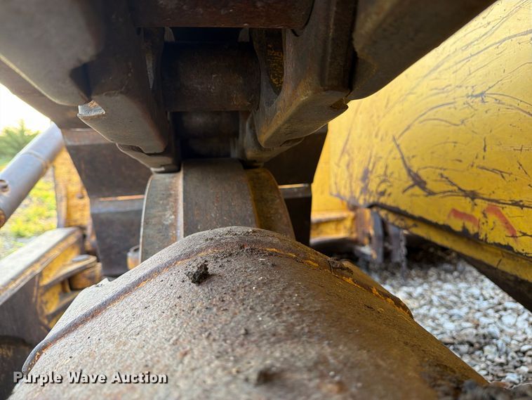 image for item FN2606 2012 Komatsu D65EX-17 dozer