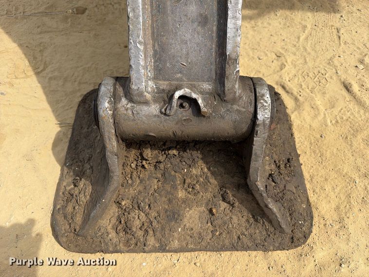 image for item FN2612 2010 Sennebogen 835 material handler