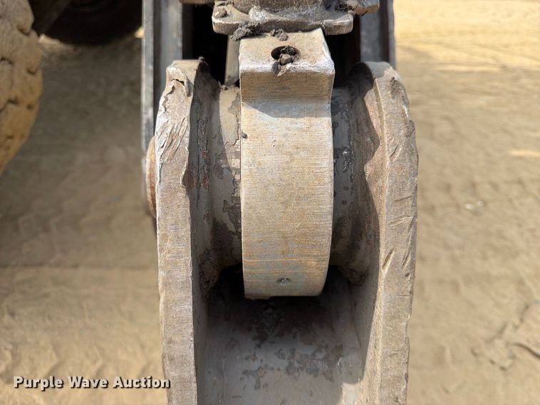image for item FN2612 2010 Sennebogen 835 material handler