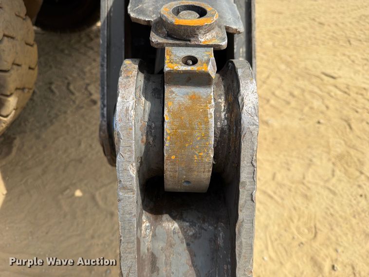 image for item FN2612 2010 Sennebogen 835 material handler