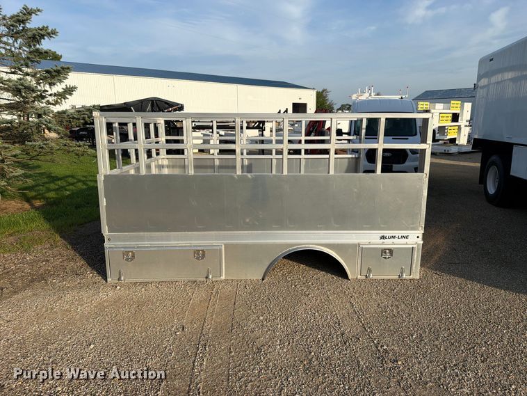 image for item FN5822 2021 Alum-Line pickup truck flatbed