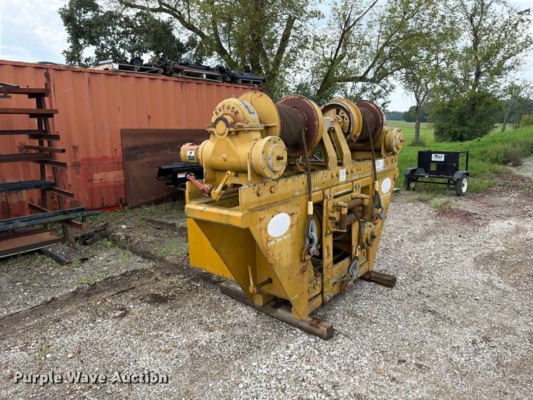 image for item FN5837 Winch