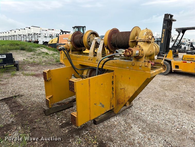 image for item FN5837 Winch